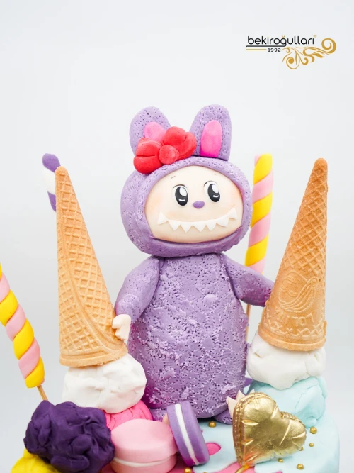 Sevimli Canavar Tasarım Pasta