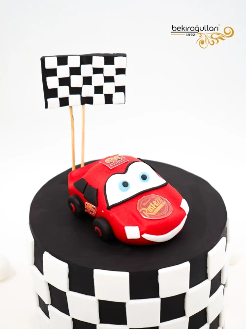 Şimşek McQueen Konsept Butik Pasta