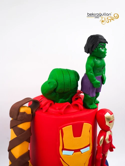 Süper Kahramanlar Tasarım Butik Pasta