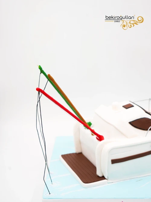 Tekne Ve Erkek Figür Butik Pasta