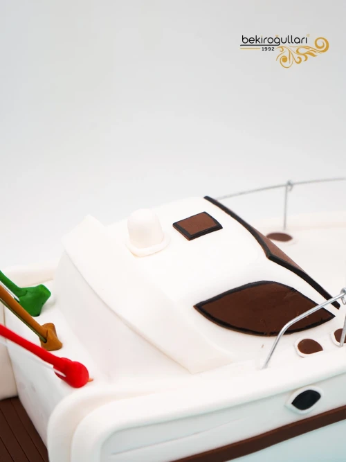 Tekne Ve Erkek Figür Butik Pasta