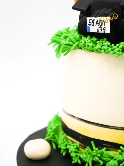 Traktör Figür Butik Pasta