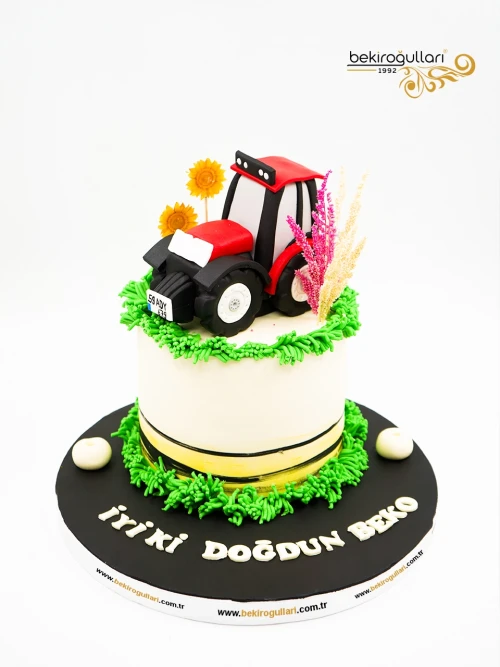 Traktör Figür Butik Pasta