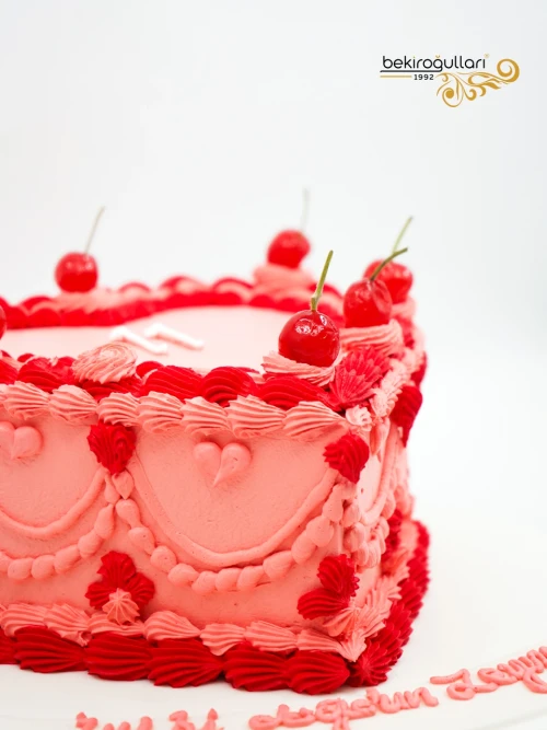 Vişne Süslemeli Naked Cake