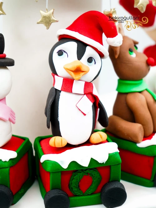 Yılbaşı Süslemeli Butik Pasta