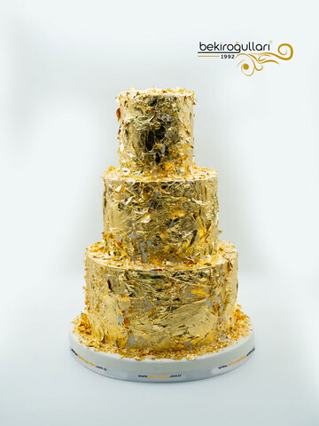 Altın Kaplama Katlı Pasta