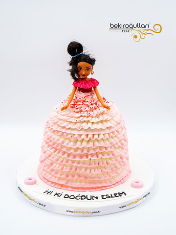 Barbie Temalı Konsept Pasta