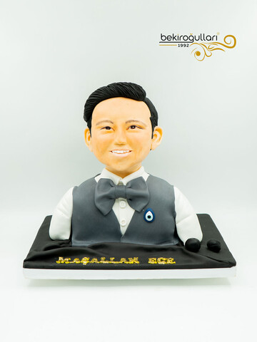 Erkek Çocuk Tasarım Benzetme Pasta