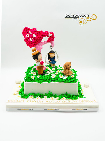 Figür ve Papatya Konsept Pasta