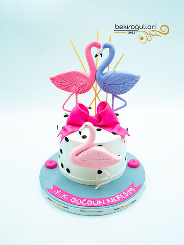 Flamingo Temalı Konsept Pasta