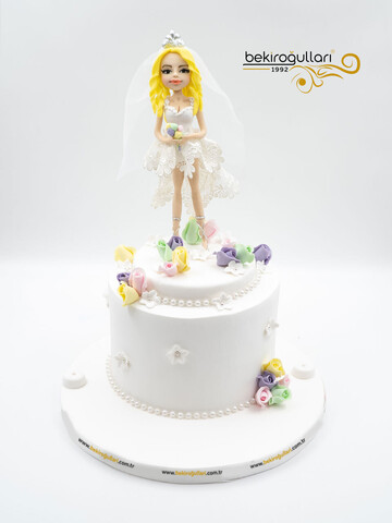 Gelin Figür Konsept Pasta