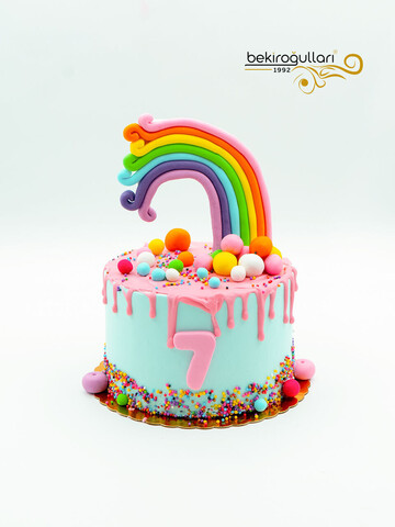 Gökkuşağı ve Renkli Toplar Tasarım Pasta