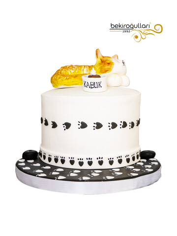 Kedi Konseptli Doğum Günü Pastası