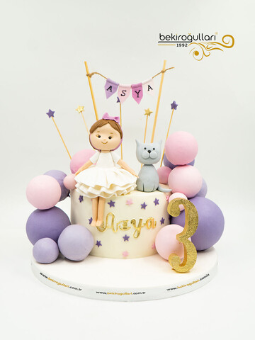 Kız Çocuk Figür Pasta
