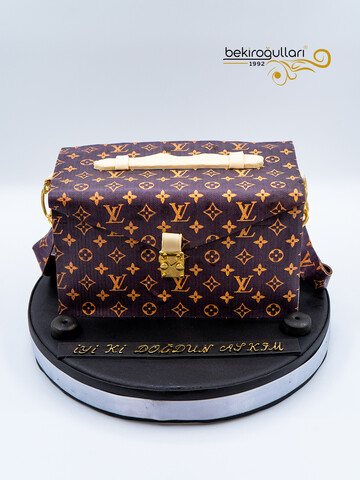 Marka Çanta Temalı Pasta