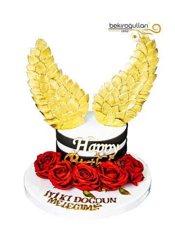 Melek Kanatlı Model Konsept Doğum Günü Pastası