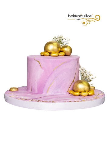 Pembe Mermer Desenli Doğum Günü Pastası
