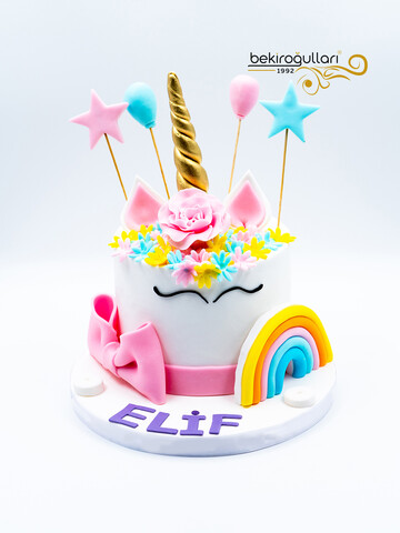 Renkli Unicorn Pasta