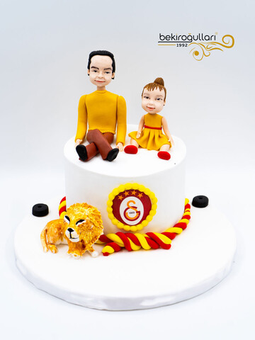 Sarı Kırmızı Tarafta Konsept Pasta