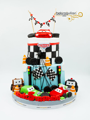 Şimşek McQueen pasta