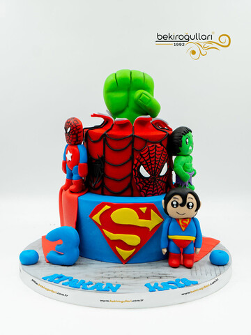 Süper Kahramanlar Konsept Pasta