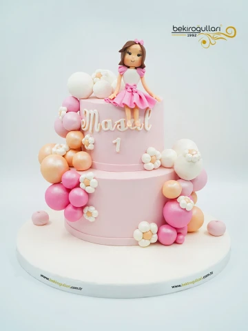 Balon ve Kız Çocuk Pasta