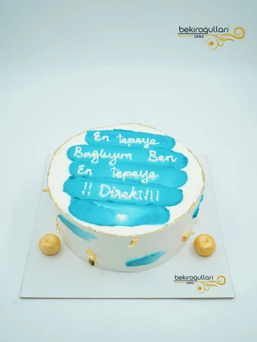 Beyaz ve Mavi Naked Cake