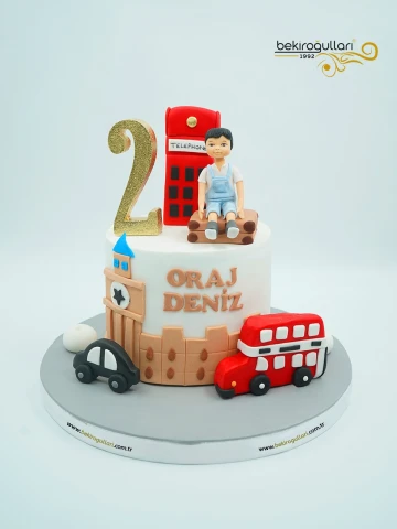 Erkek Çocuk Figür Butik Pasta