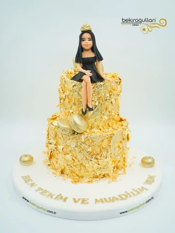 Gold Renk Kadın Figür Butik Pasta