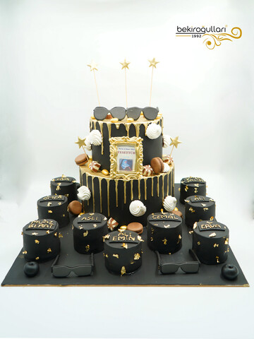 Gold Süsleme Detaylı Tasarım Pasta