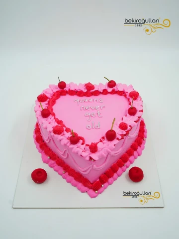 Kalp Model Pembe Naked Cake
