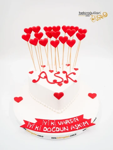 Kalp Model Tasarım Butik Pasta