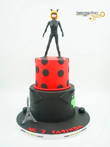 Kara Kedi Konsept Pasta