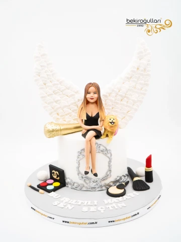 Kişisel Kadın Figür Butik Pasta