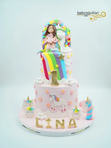 Kız Figür ve Unicorn Pasta