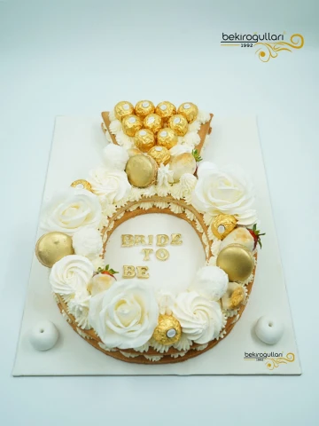 Married Temalı Kurabiye Pasta