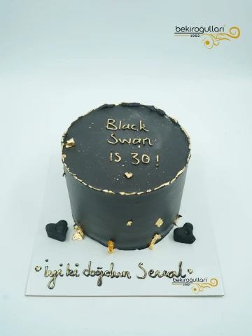 Siyah Ve Gold Naked Cake