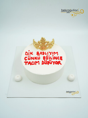 Taç Detaylı Naked Pasta