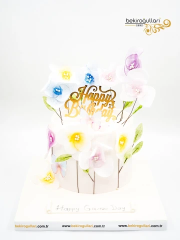 Çiçek Süslemeli Konsept Pasta