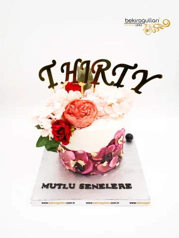 Çiçek Tasarım Pasta