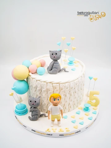 Çocuk Figür Detay Butik Pasta