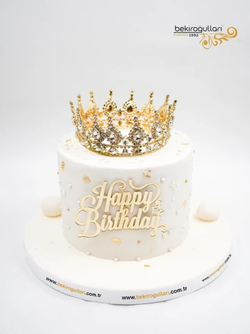 Gold Taç Detay Konsept Pasta
