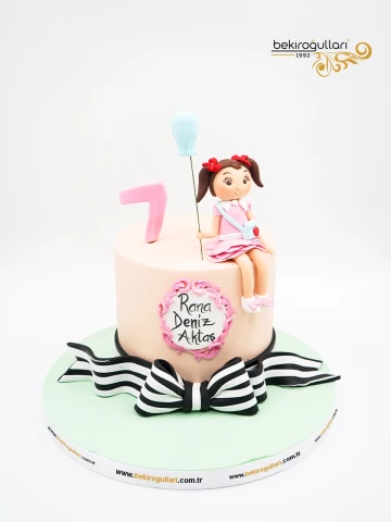 Kız Çocuk Tasarım Butik Pasta