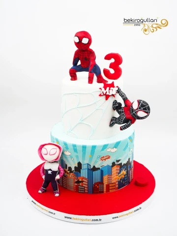 Süper Kahraman Tasarım Pasta