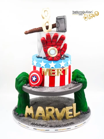 Süper Kahramanlar Butik Pasta