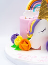 Unicorn ve Renkli Çiçekler Konsept Pasta